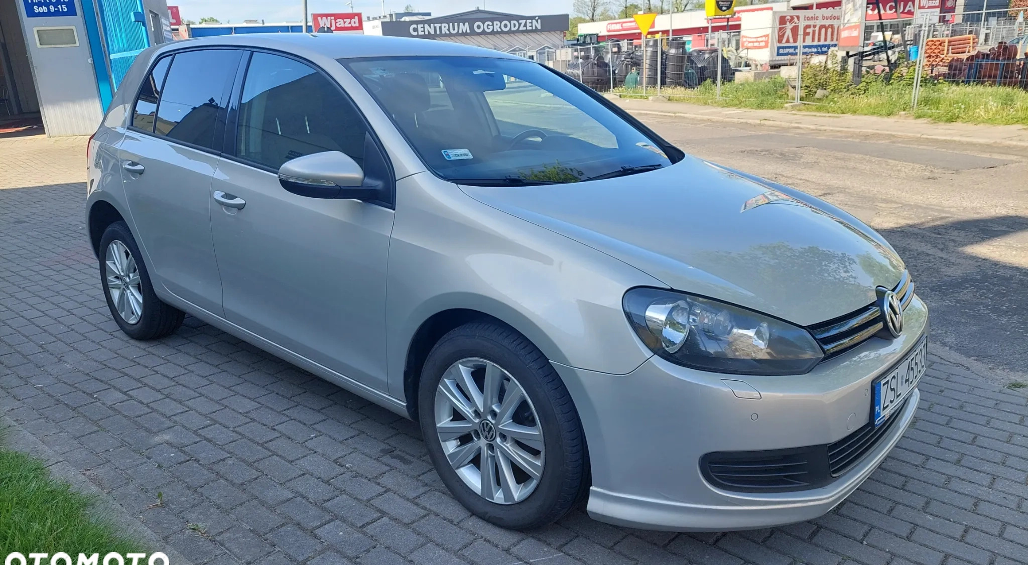 Volkswagen Golf cena 27900 przebieg: 170000, rok produkcji 2012 z Słupsk małe 154